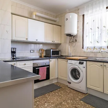 Cozy In Malaga With Kitchen