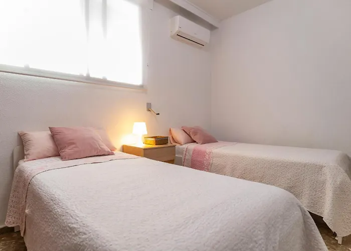 3 Bedroom Amazing In Malaga Lägenhet Torremolinos