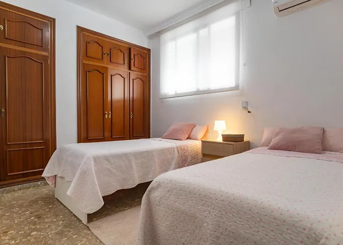 Lägenhet 3 Bedroom Amazing In Malaga Torremolinos